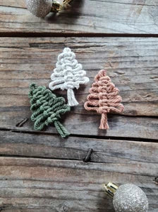 Tannenbaum Geschenke Anhänger Weihnachten // Tannenbaum Makramee