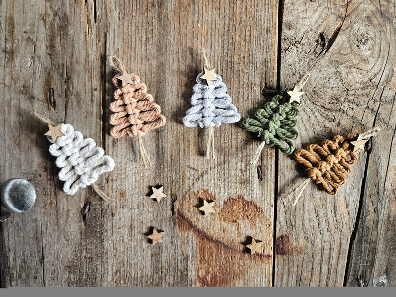 Tannenbaum Geschenke Anhänger mit Holzstern